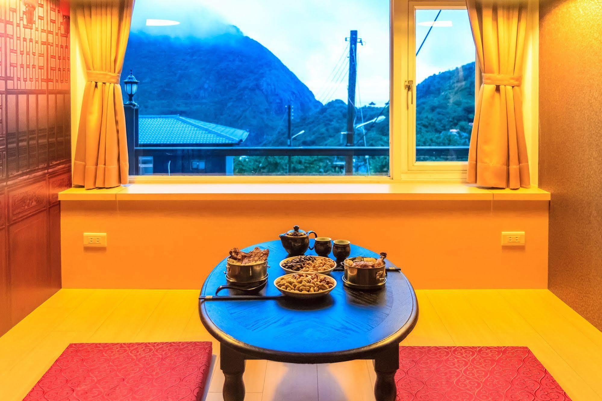 Goldmine Hotel Джиуфен Екстериор снимка